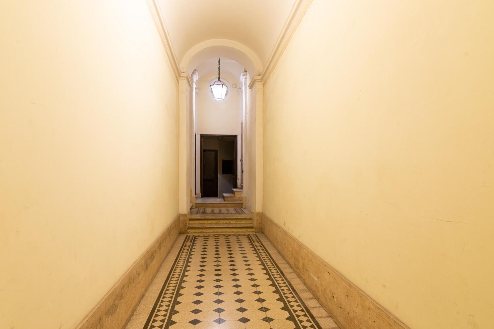 Casa Parlamento, Al Centro Di Appartamento