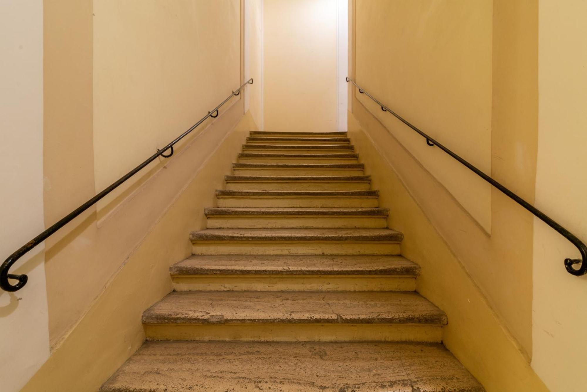 Apartamento Casa Parlamento, Al Centro Di